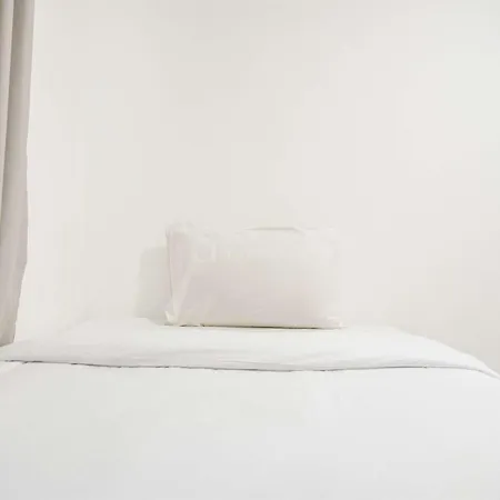 Modern And Homey 2Br At Mt Haryono Square Apartment By Travelio